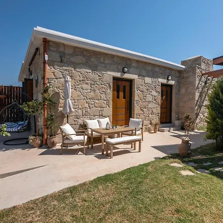 Cavos Luxury * Κίσσαμος