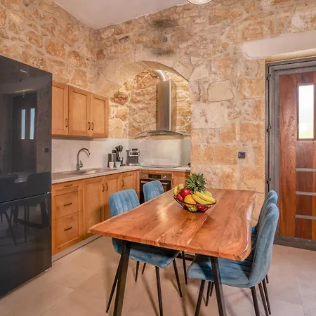 Διαμέρισμα Cavos Luxury