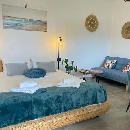 Cavos Luxury Apartment *