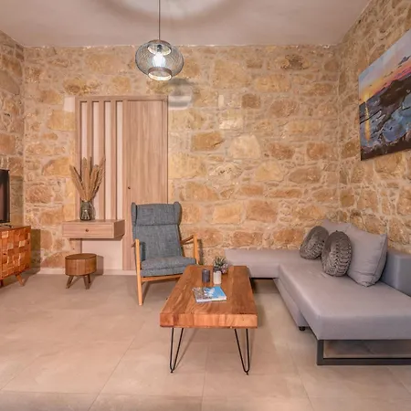 Cavos Luxury كيساموس